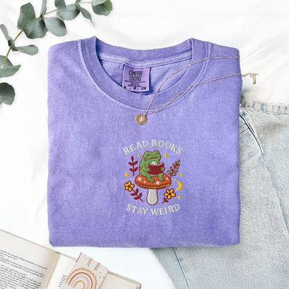Pine Spice Books Read Books Stay Weird Mushroom Frog T-Shirt Read Books Stay Weird Mushroom Frog T-Shirt